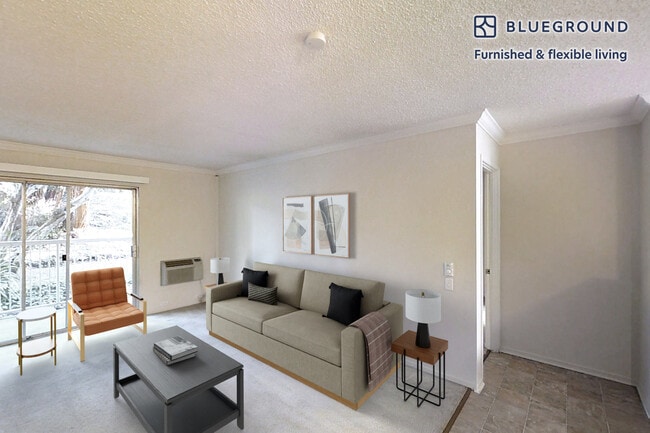 Photo - 555 W Middlefield Rd Unidad FL2-ID4869A