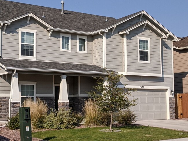 Open layout two-story home - Open layout two-story home