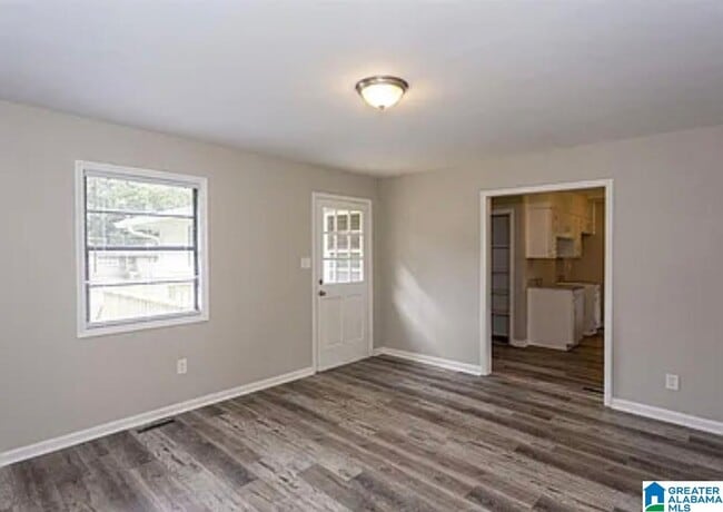 Photo - 1601 4th St NW