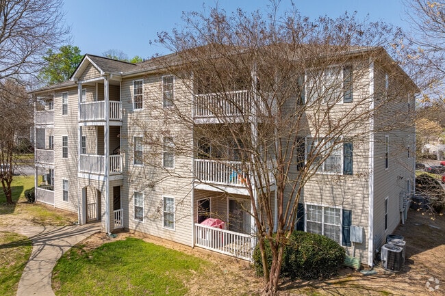Alessia Gardens