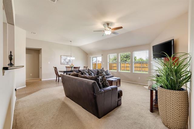 Photo - 5640 Lincolnwood Dr