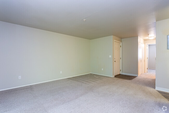 1 habitación, 1 baño - 725 pies cuadrados - Sitka Heights