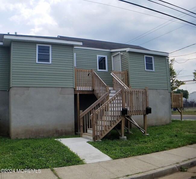 Photo - 100 Seeley Ave Townhome