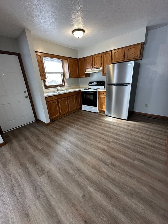 Photo - 413 S Harkless Dr Unit 413-2