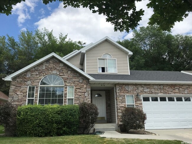 Nice home in great location - Nice home in great location