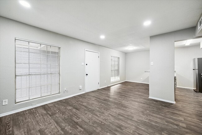 Photo - Spring Branch Gardens Apartments