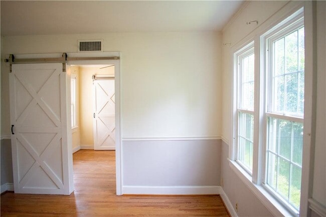 Photo - 107 Grand Blvd