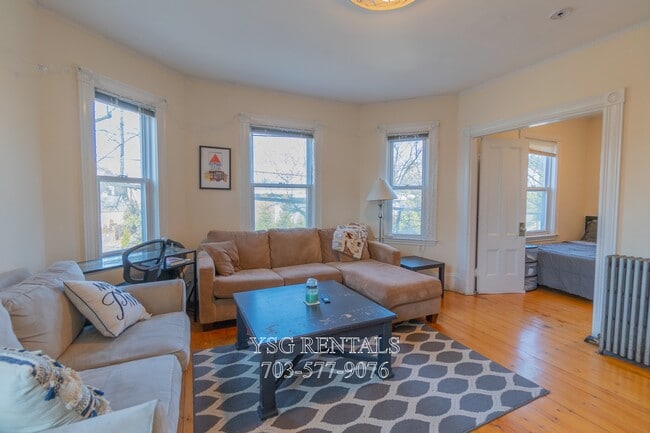 Photo - 193 Cypress St Apartamentos Unidad #2