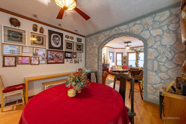 Photo - 1722 N Merrimac Ave