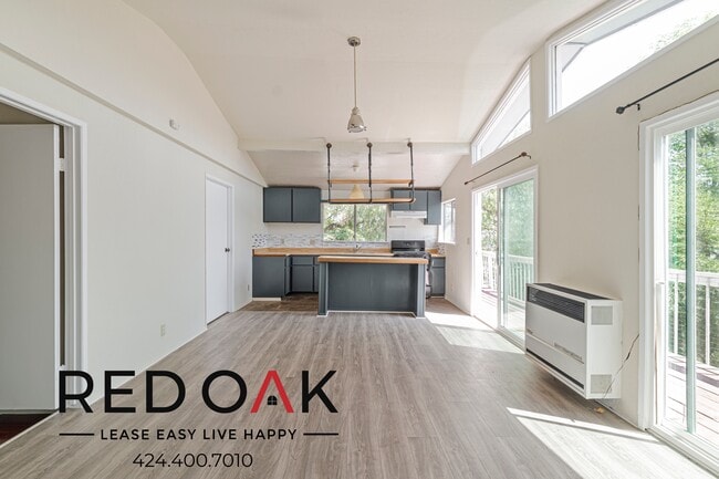 Photo - 474 1/2 Crane Blvd Unit 474 1/2