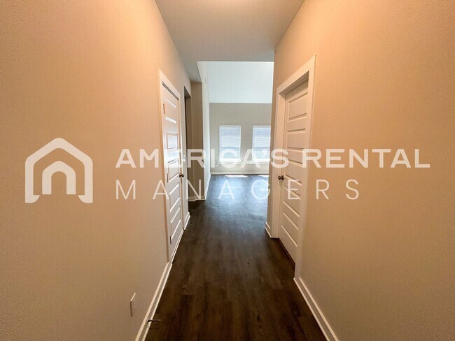 Photo - Bright, Airy Home or Rent in Clanton, AL!!! Available to View!