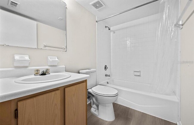 Photo - 2360 SW Archer Rd Condo Unit 401