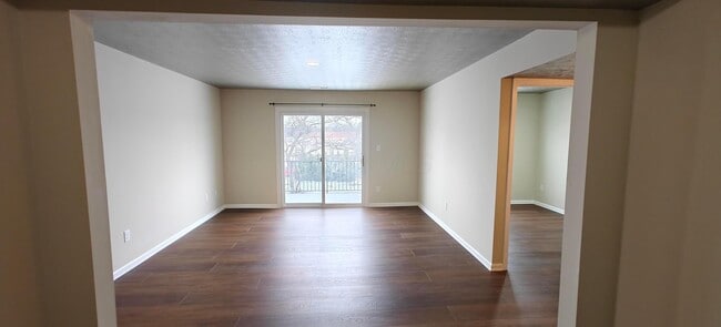 Photo - 1540 Slade Ave Unit 303