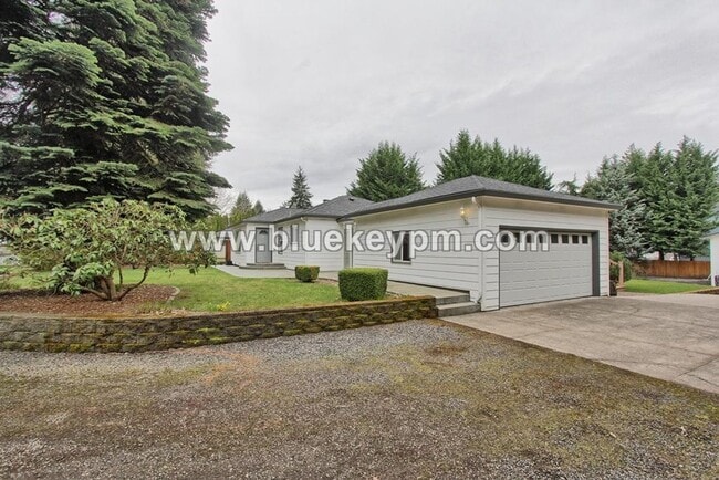 Photo - 3 Bed, 3 Bath Home with a LARGE 1/2 Acre Yard and Deck, Boathouse and 2 Bonus Rooms