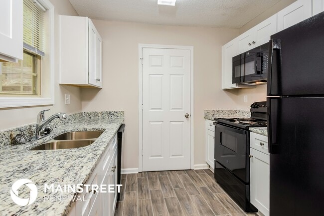 Photo - 86 Gilliam's Xing SW