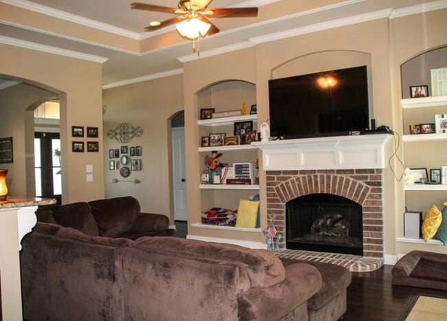 Photo - SAVANNAH PLACE!