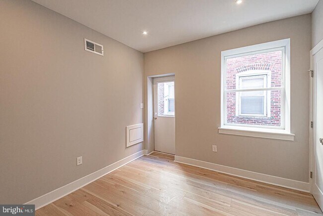 Photo - 5412 Chancellor St Unit 1