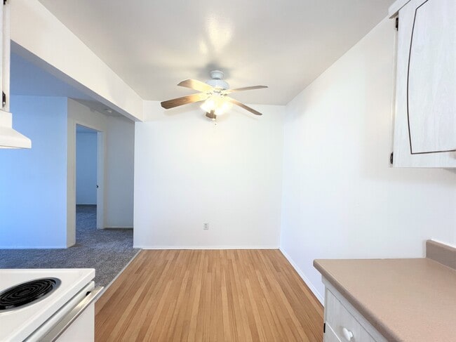 Photo - Outer Drive Manor Apartments