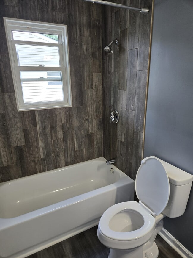 Photo - 1165 Ruddell Rd Townhome