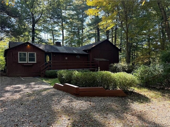 Building Photo - 32 Beeholm Rd