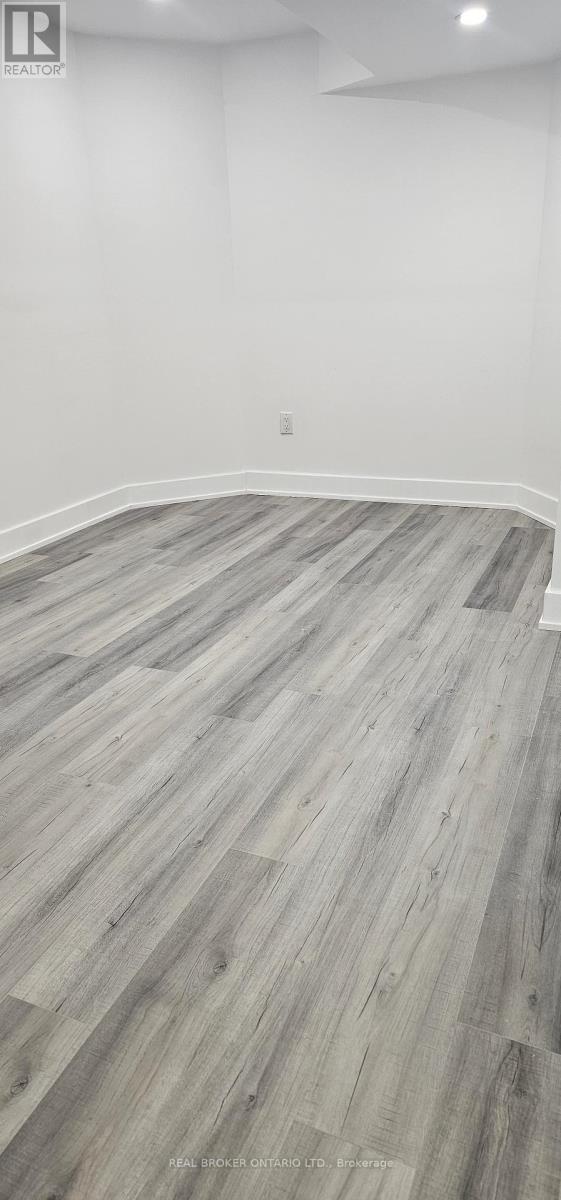 Photo - 1296 Ellenton Crescent