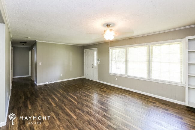 Photo - 2334 Munsen Rd