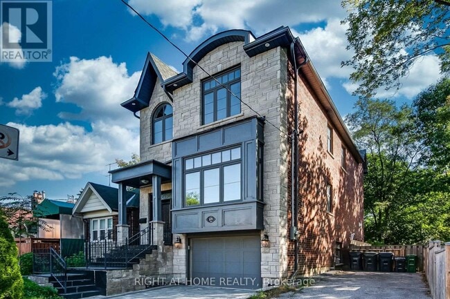 Photo - 109 Banff Rd