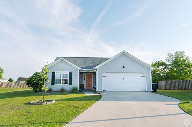 Building Photo - WHITNEY PINES - 3 Bedroom Home located in ...
