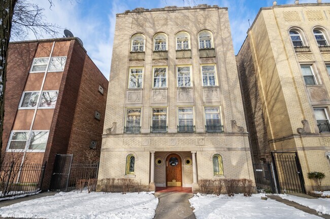 Building Photo - 6038 N Washtenaw Ave Rental