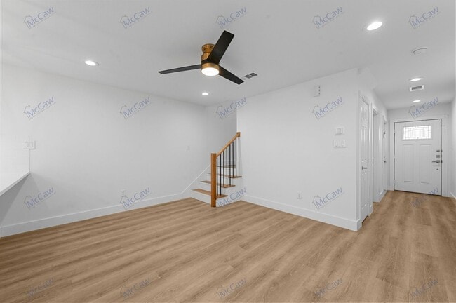 Photo - Gorgeous 3/2.5 Duplex in Greenville!