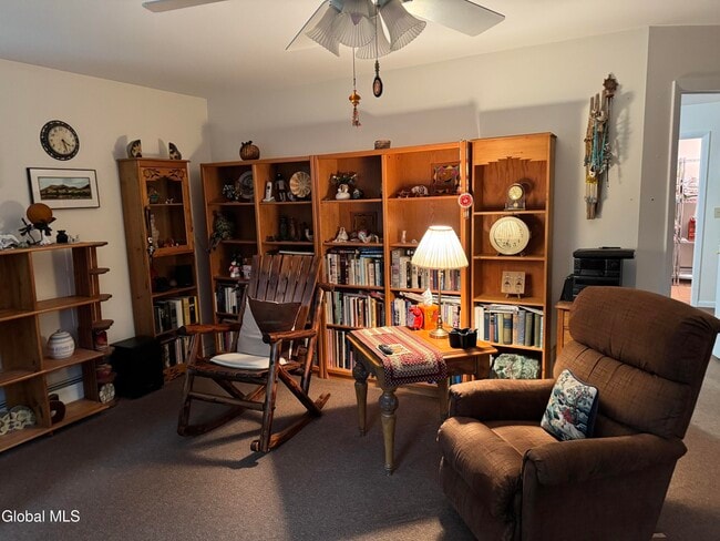 Photo - 18 Conver Dr