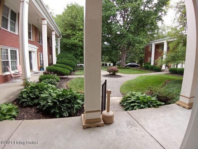 Photo - 248 Chenoweth Ln Unidad 5