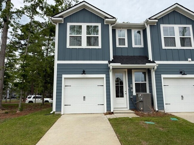 467 Martins Creek Blvd