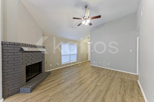 Photo - 11811 Asher Ln