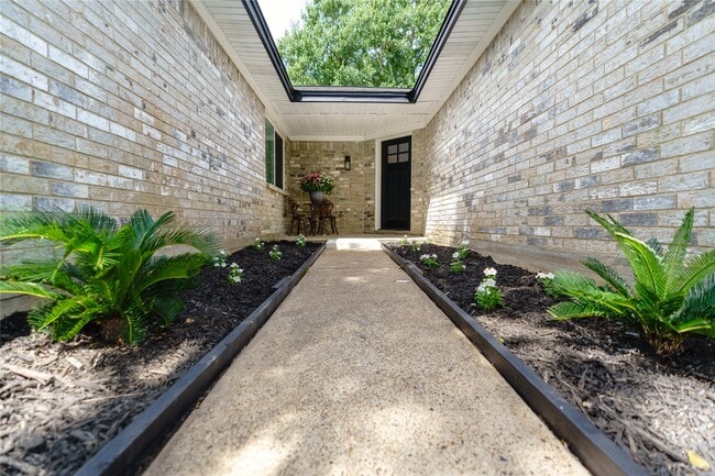 Photo - 4855 Sulley Dr