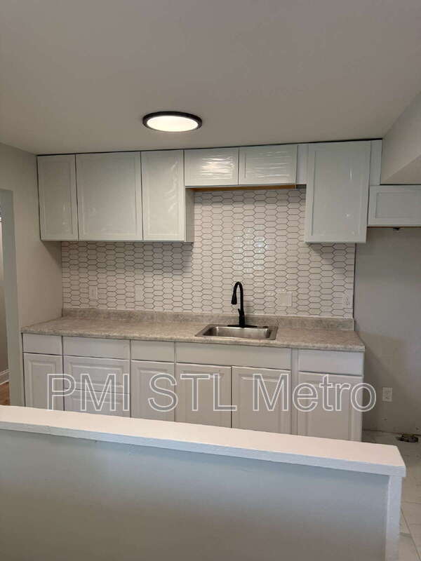 10432 Balmoral Dr