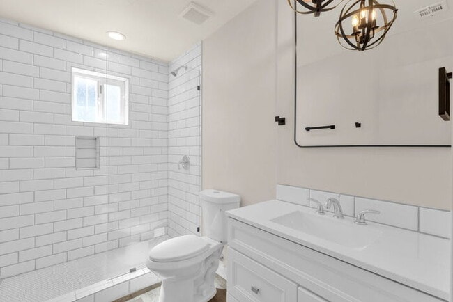 Photo - BRAND NEW EVERYTHING IN UPTOWN/BILTMORE AREA