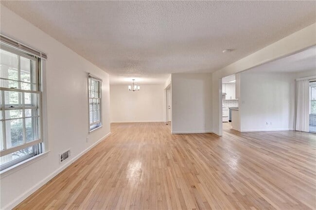 Photo - 2628 Whitehurst Dr