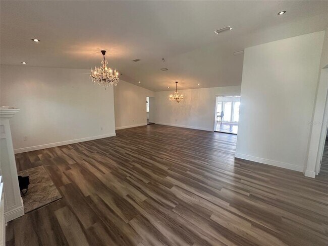 Photo - 2610 S Dundee St