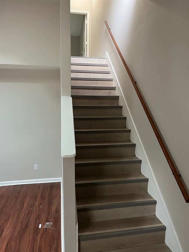 Photo - 2287 Hartsfield Way