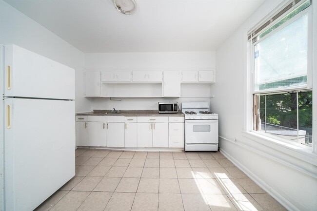 Photo - 428 Central Ave Condo Unit 2R
