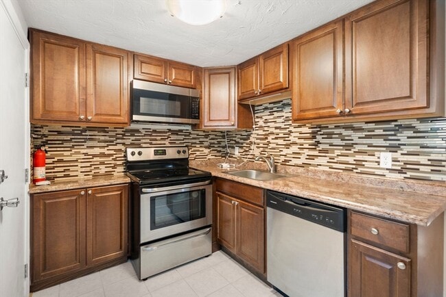 Building Photo - 9 Tideview Path Unit 10