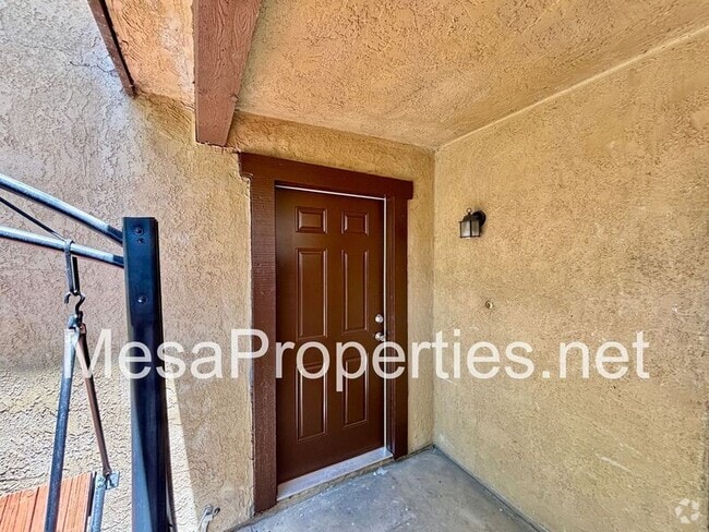 Building Photo - 1749 E Fairfield Ct Unit 4 Rental