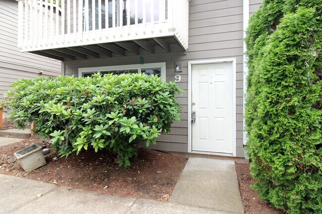 Photo - 5704 SW Beaverton Hillsdale Hwy Unit 9