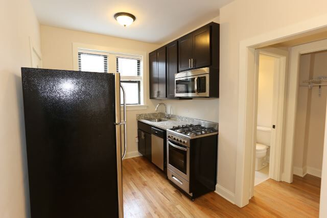 Photo - 4039.5 N Ashland Ave Unit W3