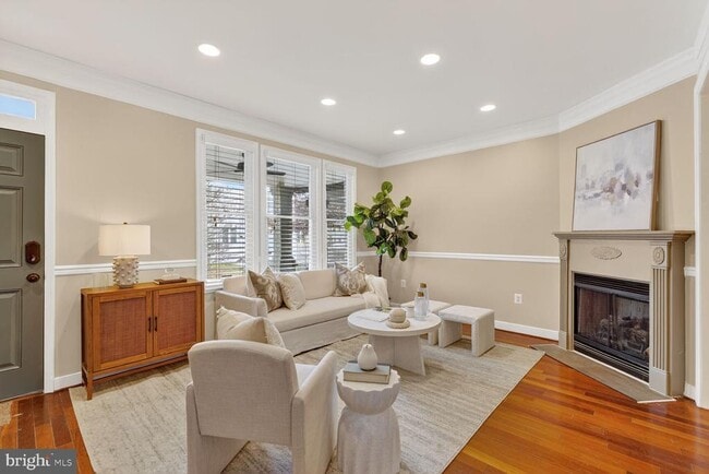 Photo - 4822 5th St NW