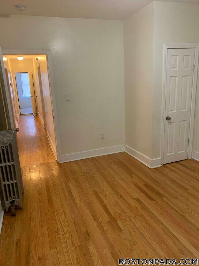 Photo - 27 Fessenden St Unit 1