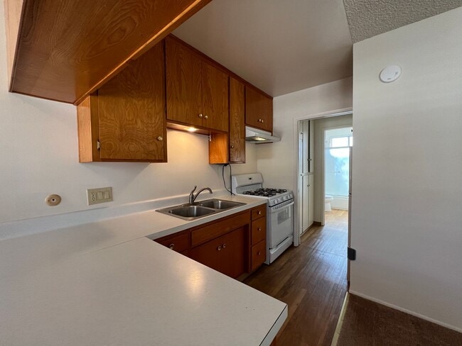 Photo - Upstairs, One Bedroom Apartment, Great Loc... Unit 1159 E Meta St Apt #6