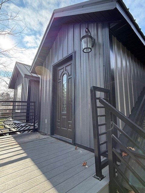 Building Photo - 522 E Main St