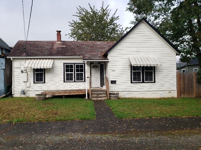 Building Photo - STATUS: AVAILABLE | R93H | $1695 Rental